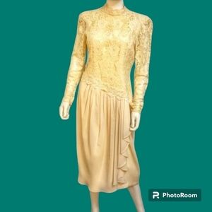 VTG RIMINI 1970s Ivory Lace Colonial Castlecore Chiffon Ruffle Bridal Dress